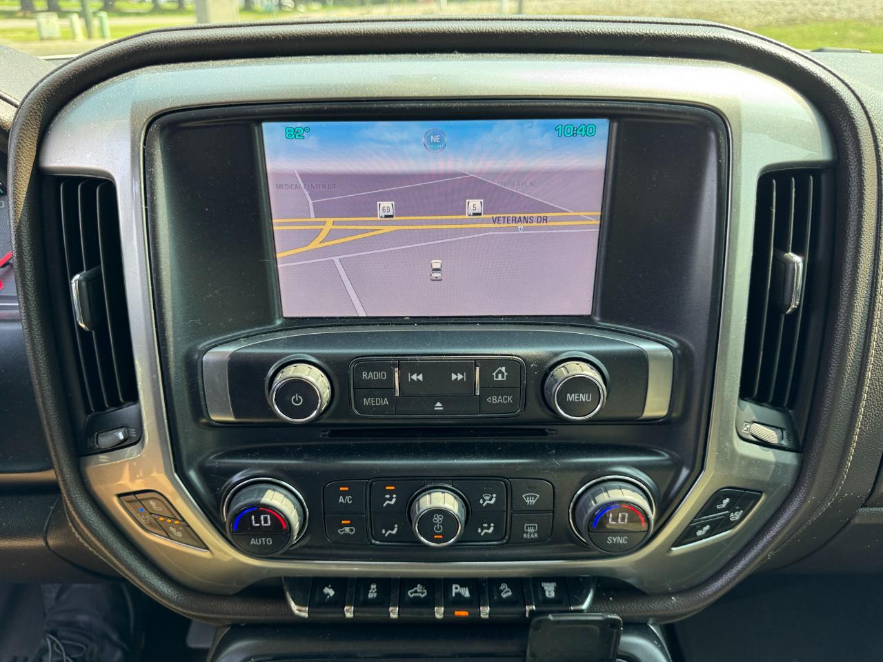 Chevrolet Silverado 2500HD LTZ Crew Cab 4WD 2015