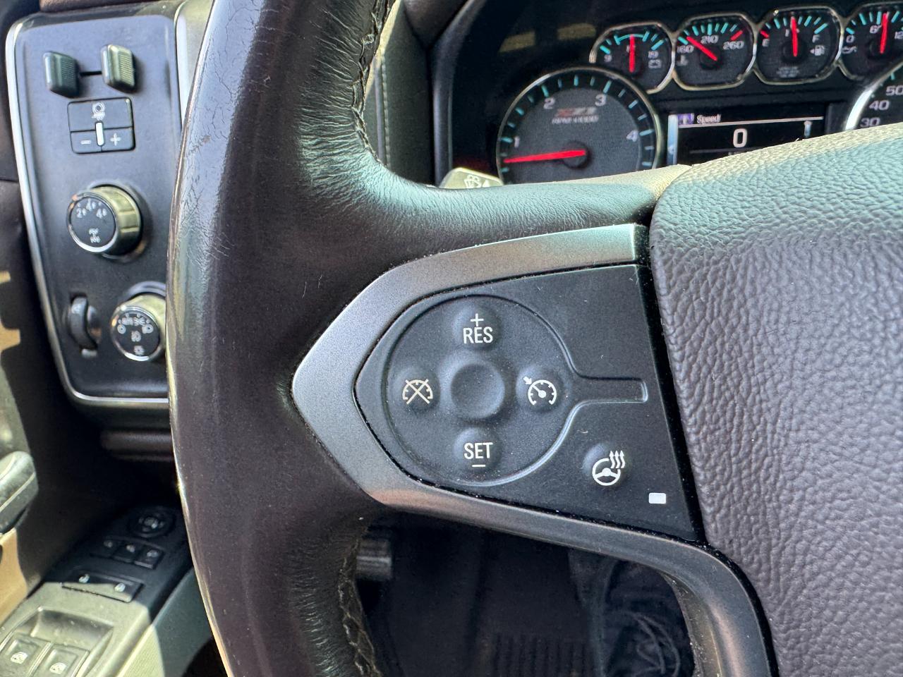 Chevrolet Silverado 2500HD LTZ Crew Cab 4WD 2015