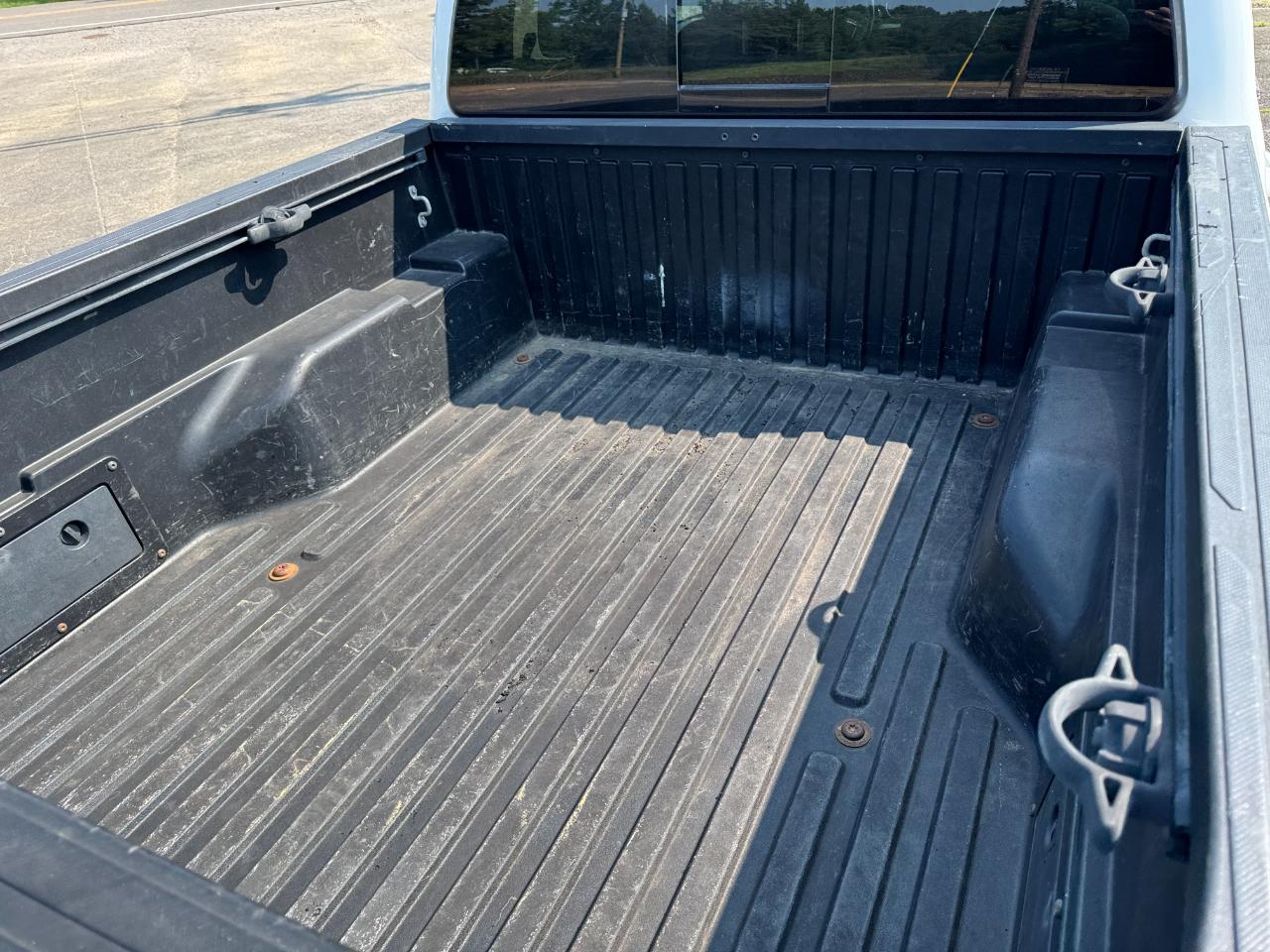 Toyota Tacoma SR5 Double Cab Long Bed V6 6AT 4WD 2018