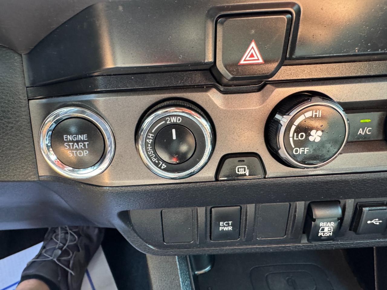 Toyota Tacoma TRD Off Road Double Cab 5' Bed V6 4x4 AT (Natl) 2020