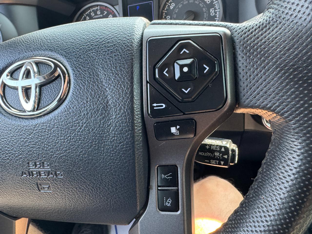 Toyota Tacoma TRD Off Road Double Cab 5' Bed V6 4x4 AT (Natl) 2020