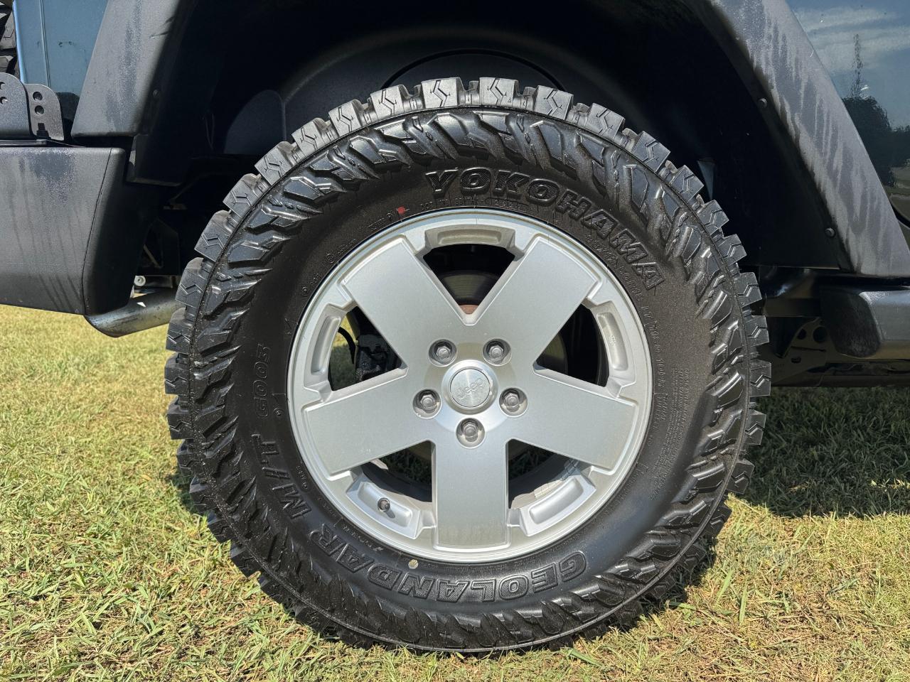 Jeep Wrangler Unlimited Sahara 4WD 2012