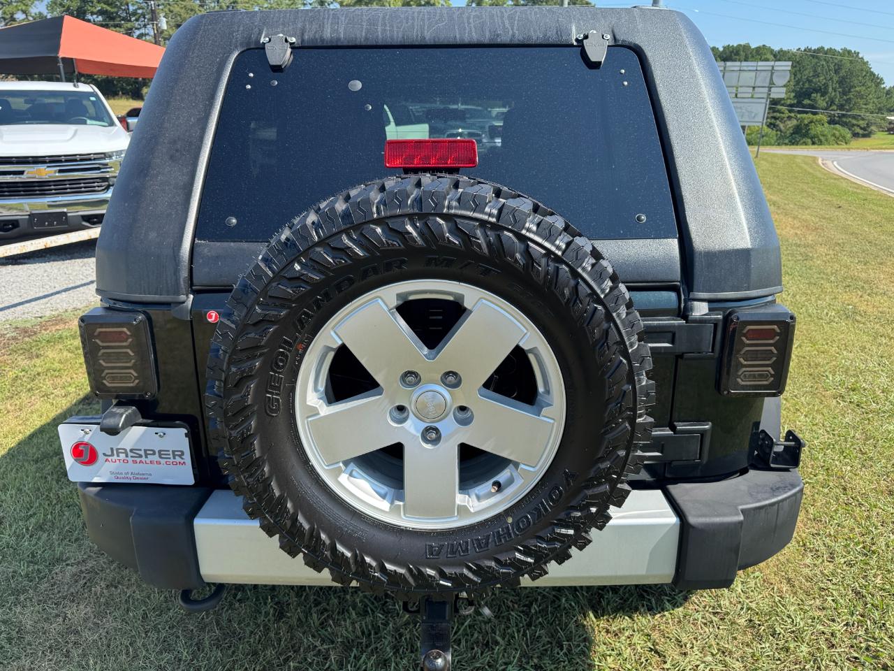 Jeep Wrangler Unlimited Sahara 4WD 2012