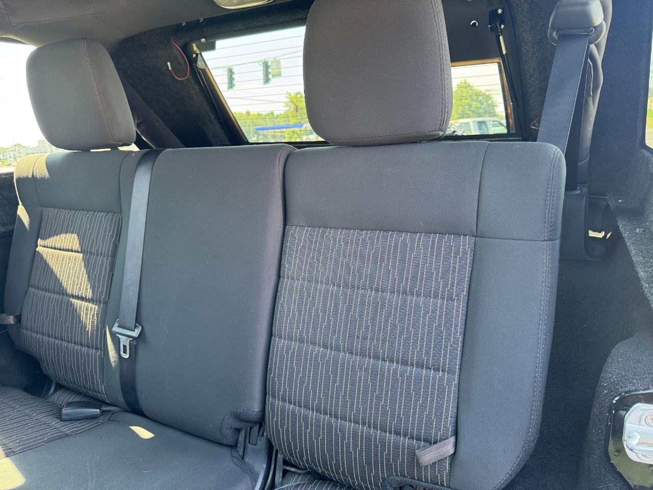 Jeep Wrangler Unlimited Sahara 4WD 2012
