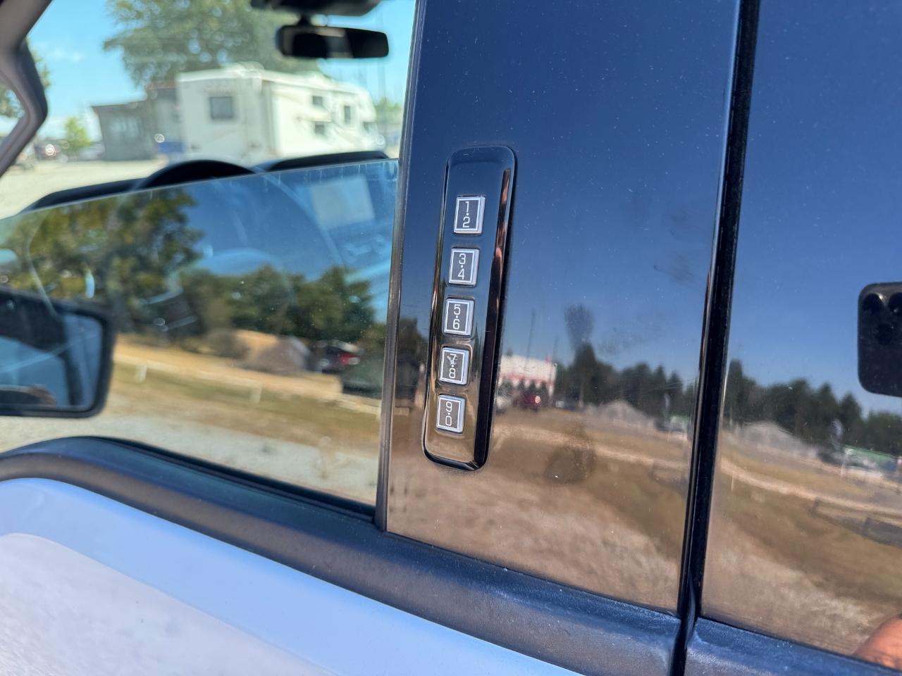 Ford F-150 XLT SuperCrew 5.5-ft. Bed 4WD 2022