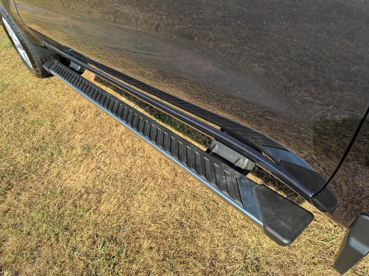 Chevrolet Silverado 1500 Custom Crew Cab 4WD 2023