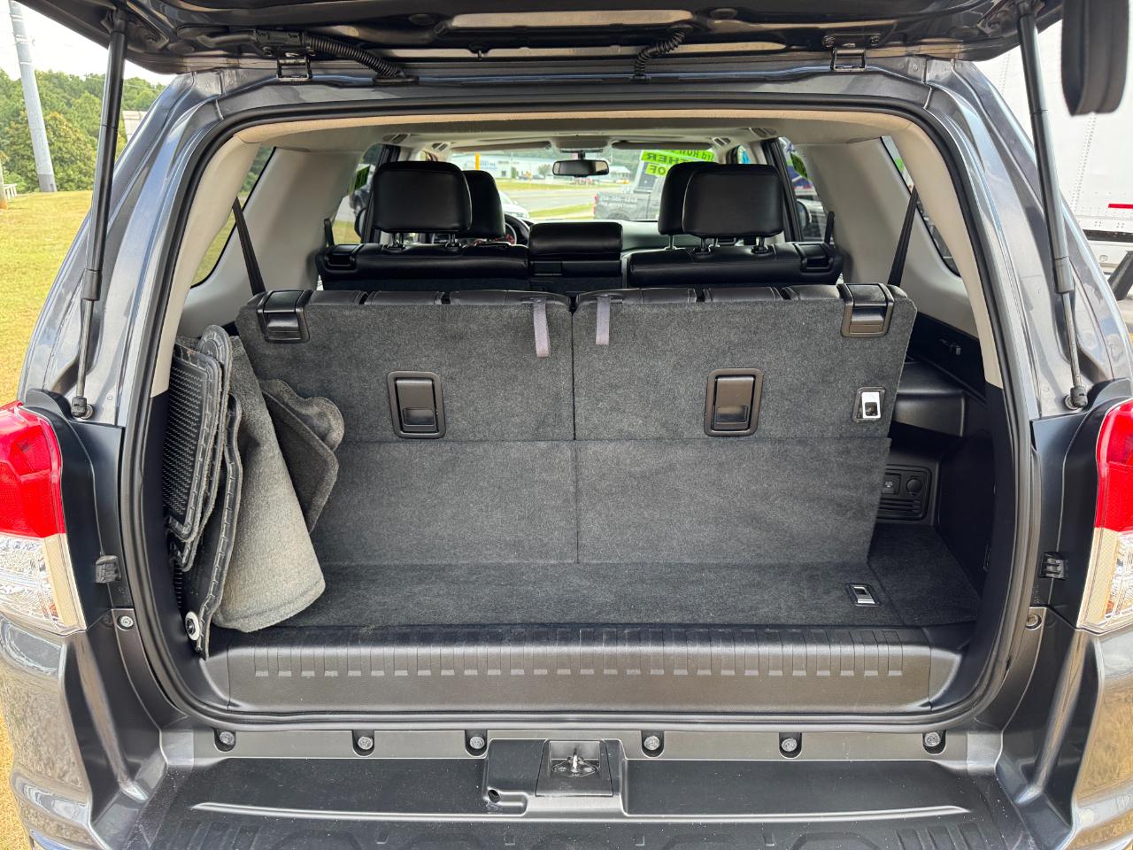 Toyota 4Runner SR5 2WD 2013