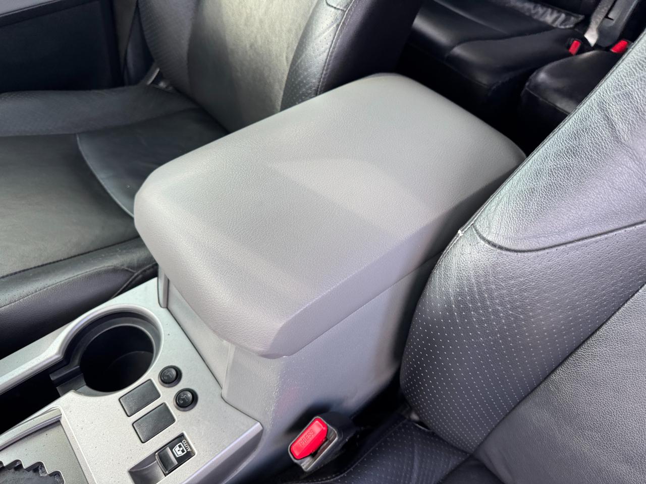 Toyota 4Runner SR5 2WD 2013
