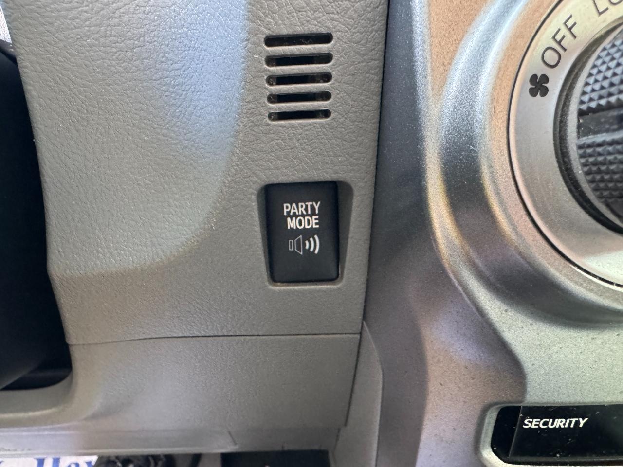 Toyota 4Runner SR5 2WD 2013