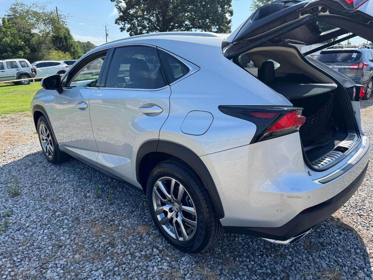 Lexus NX 200t FWD 2016