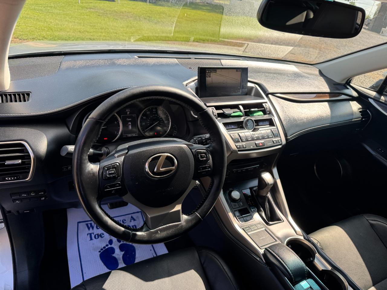Lexus NX 200t FWD 2016