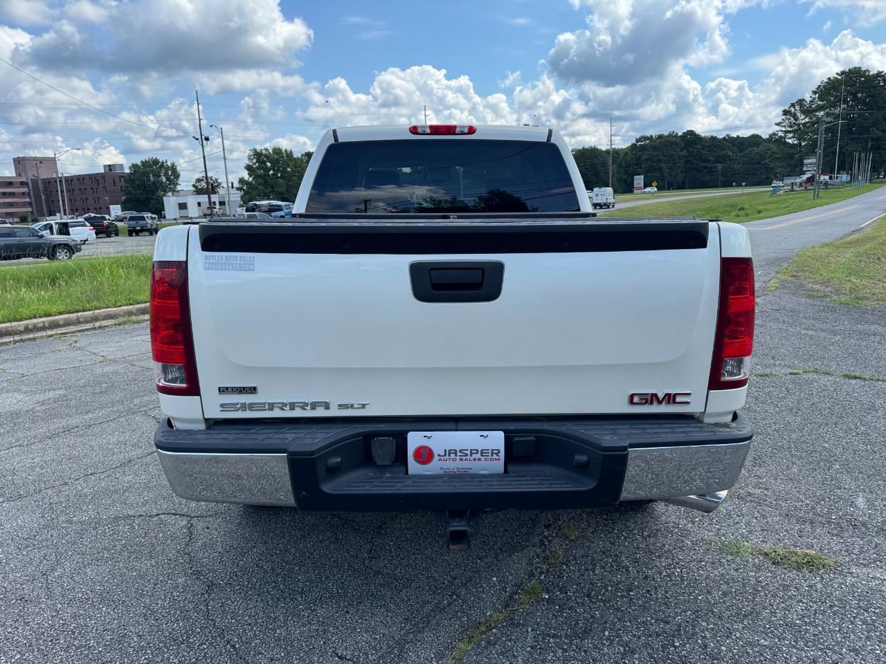 GMC Sierra 1500 SLT Crew Cab 4WD 2011