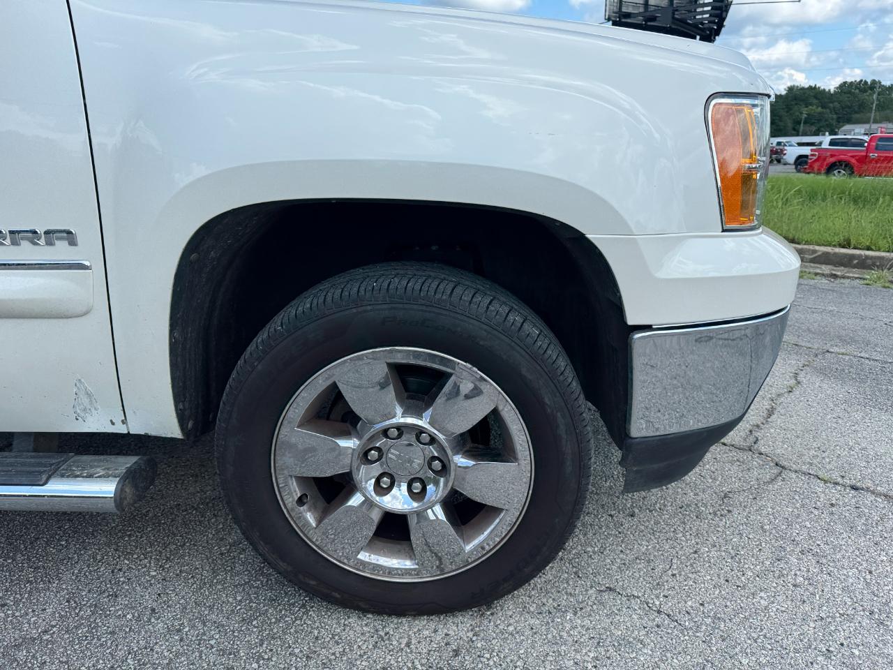 GMC Sierra 1500 SLT Crew Cab 4WD 2011