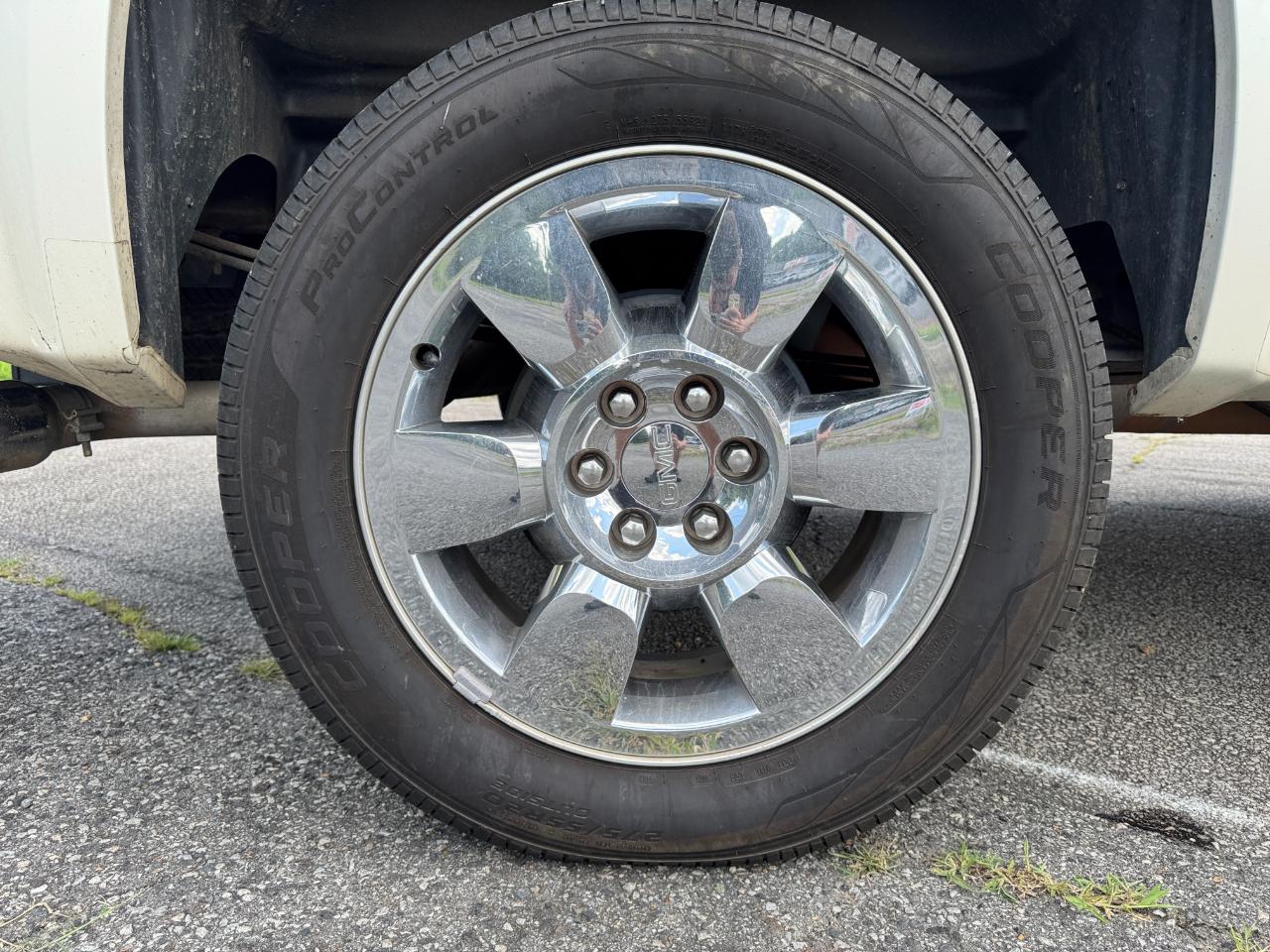 GMC Sierra 1500 SLT Crew Cab 4WD 2011