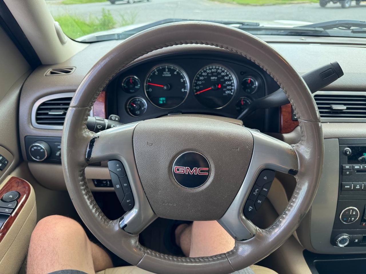 GMC Sierra 1500 SLT Crew Cab 4WD 2011