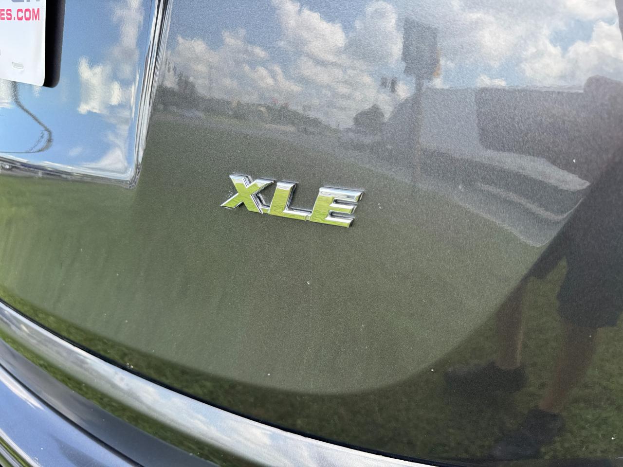 Toyota RAV4 XLE FWD 2017