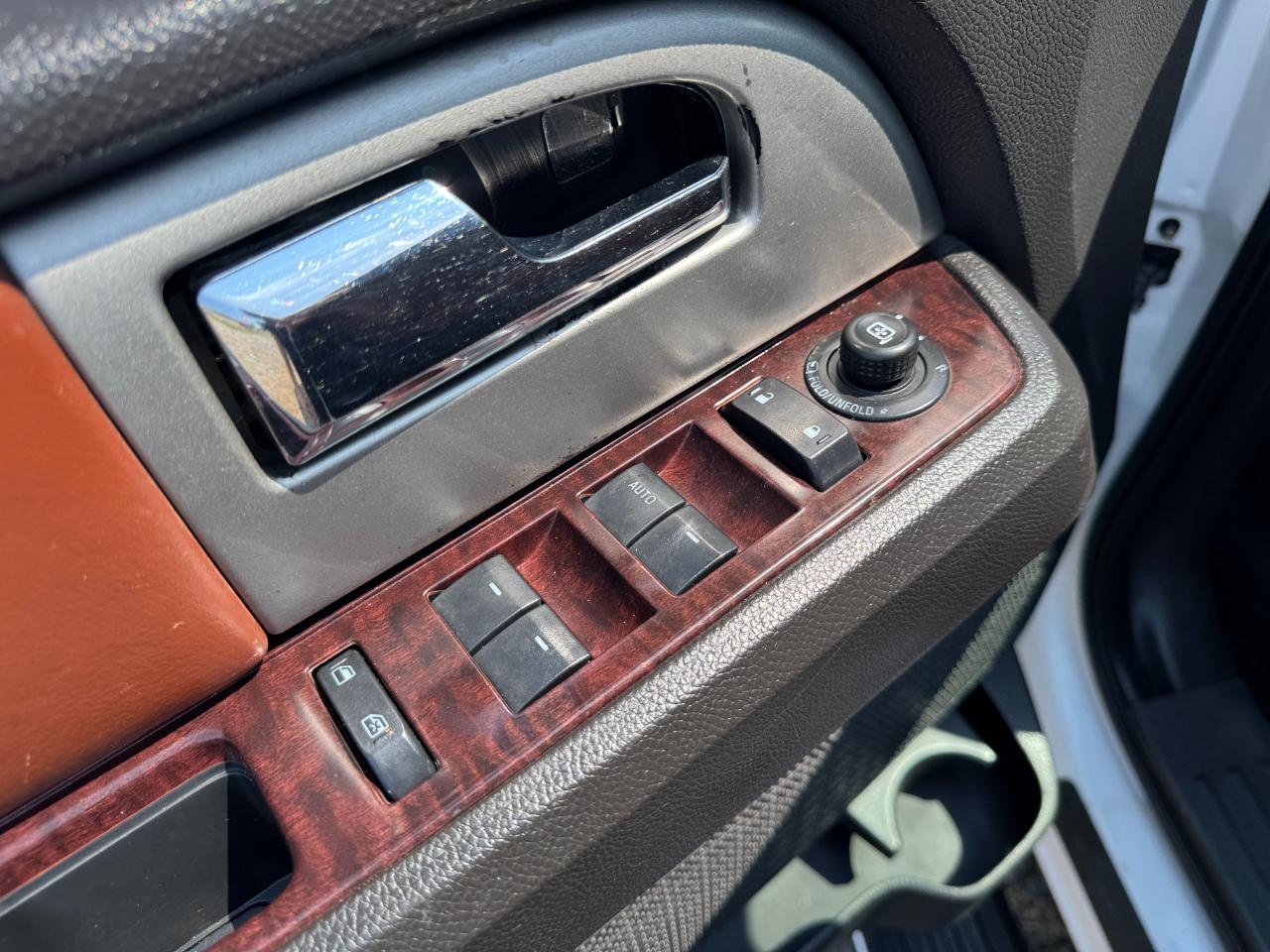 Ford Expedition King Ranch 4WD 2013