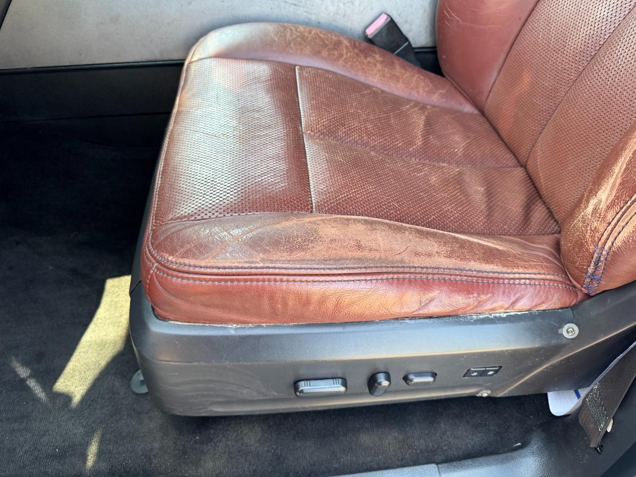 Ford Expedition King Ranch 4WD 2013