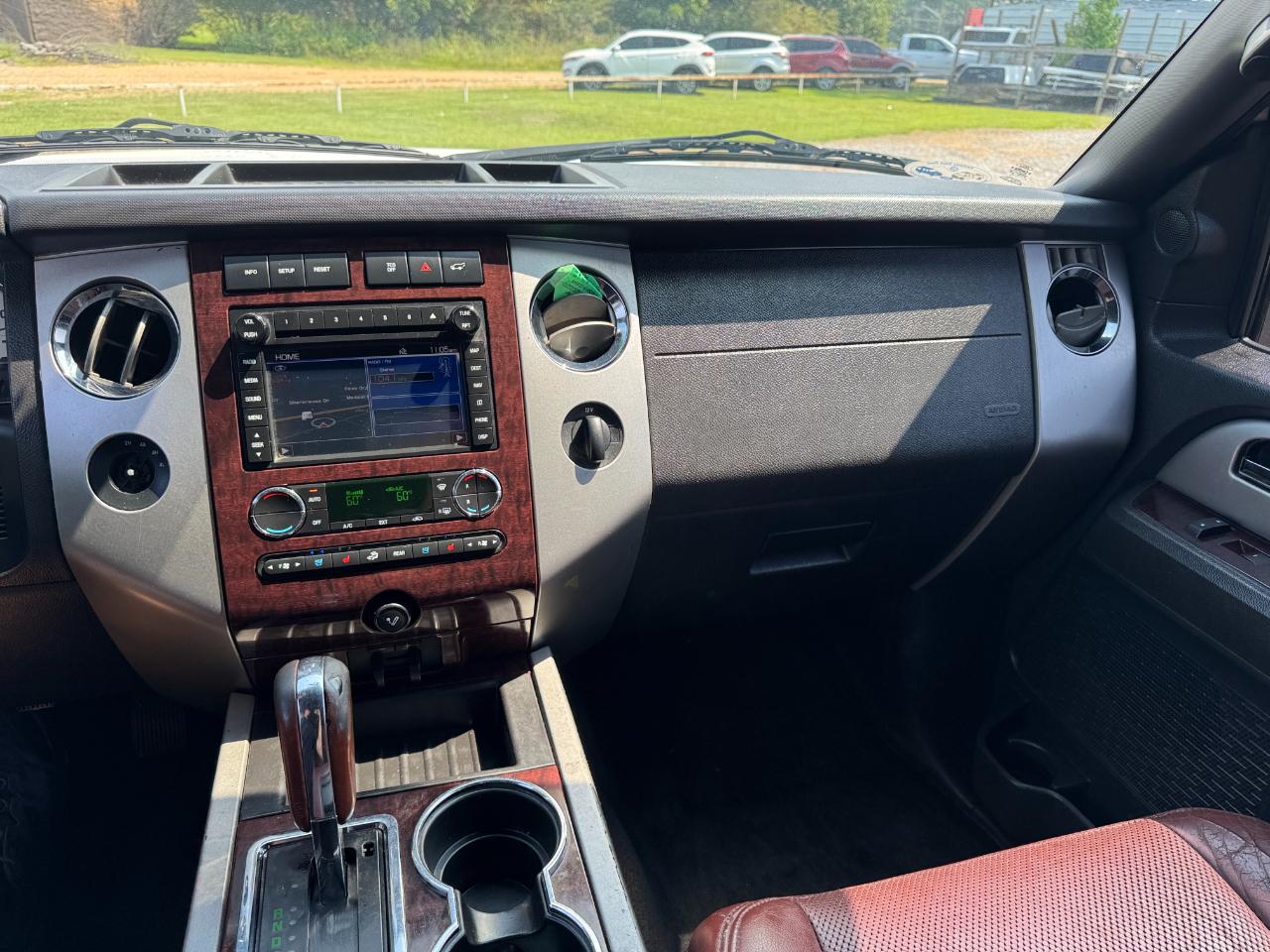 Ford Expedition King Ranch 4WD 2013