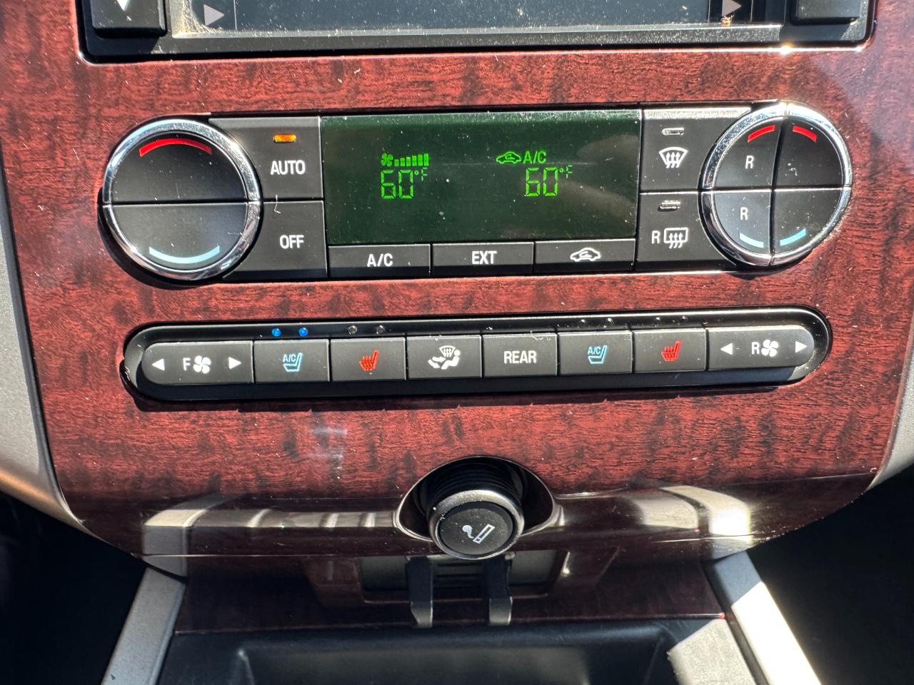 Ford Expedition King Ranch 4WD 2013