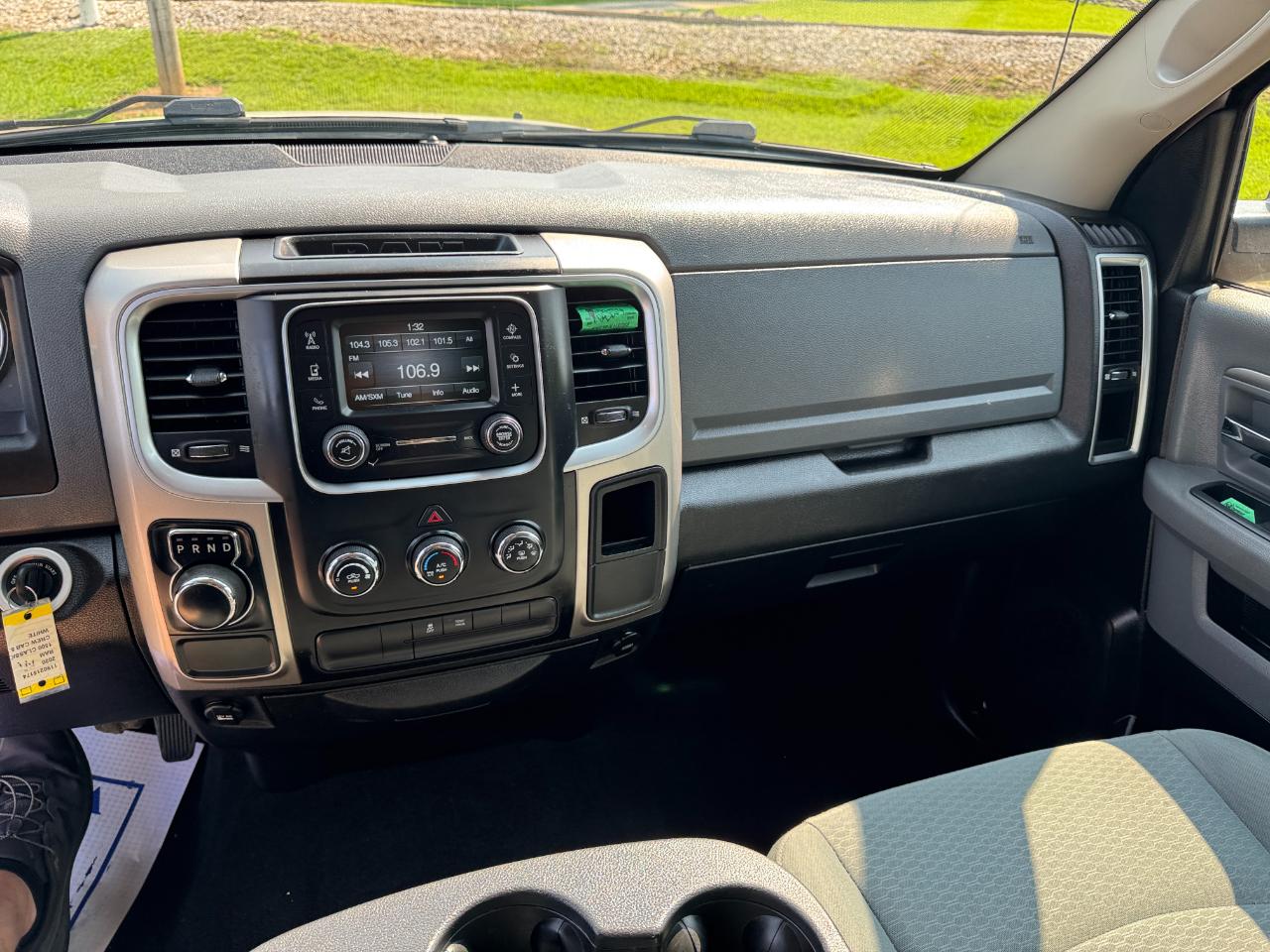 RAM 1500 Classic SLT Crew Cab LWB 2WD 2020