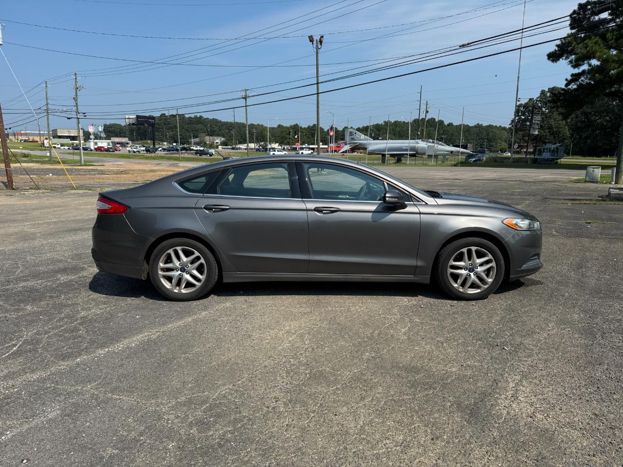 Ford Fusion SE 2013