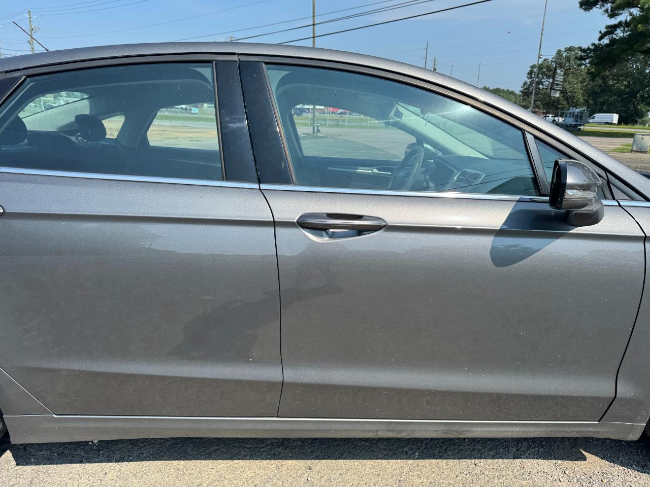 Ford Fusion SE 2013