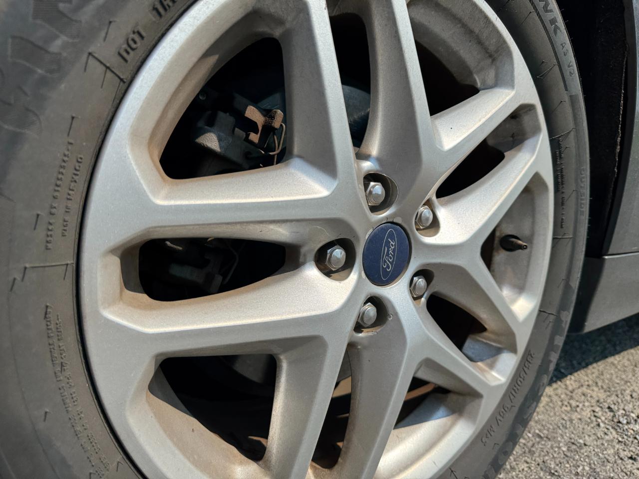 Ford Fusion SE 2013