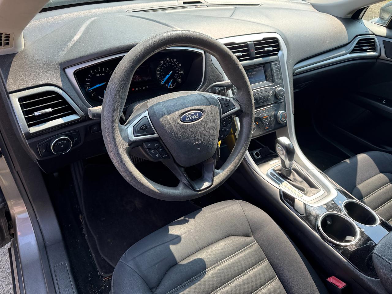 Ford Fusion SE 2013