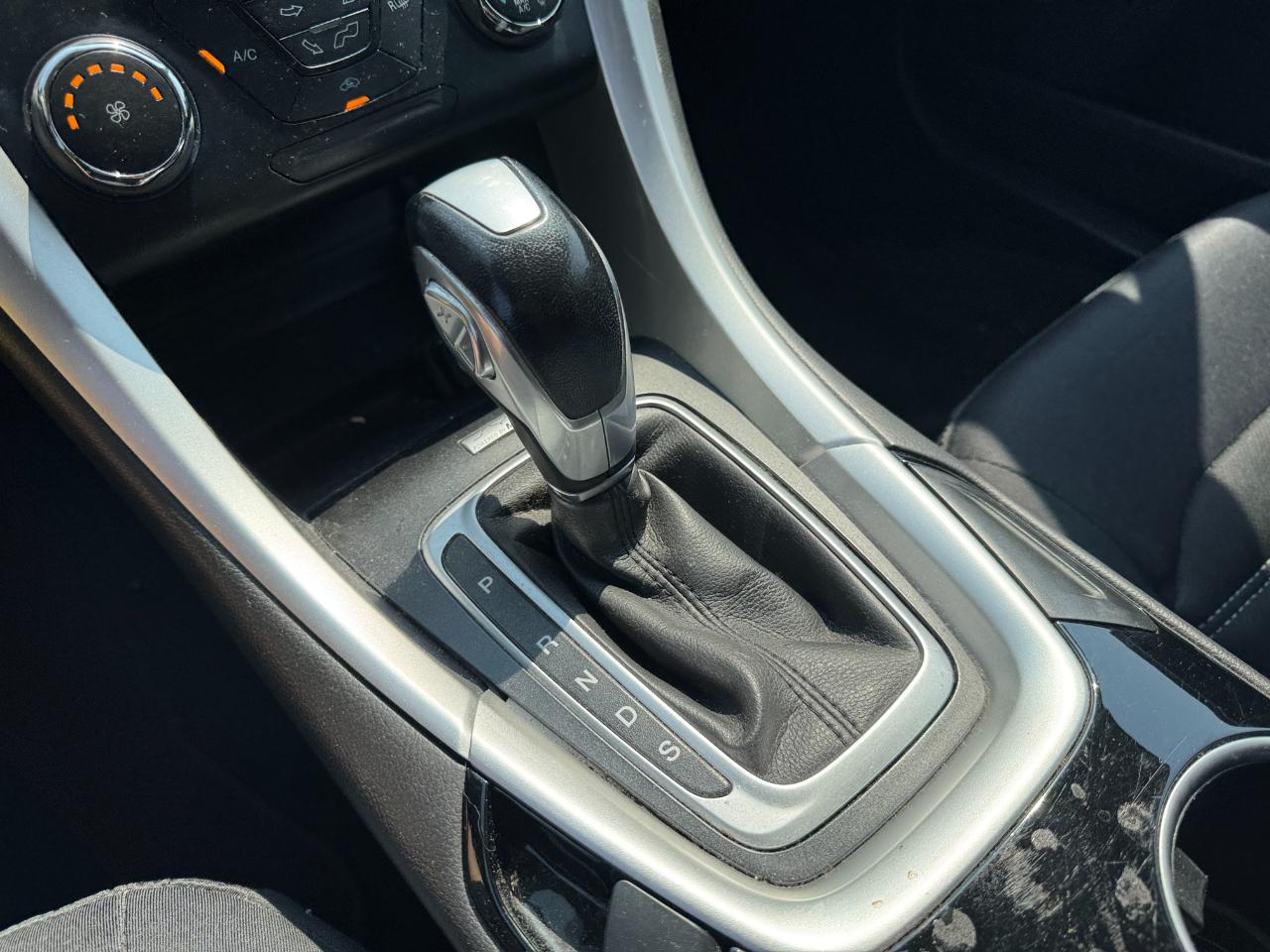 Ford Fusion SE 2013