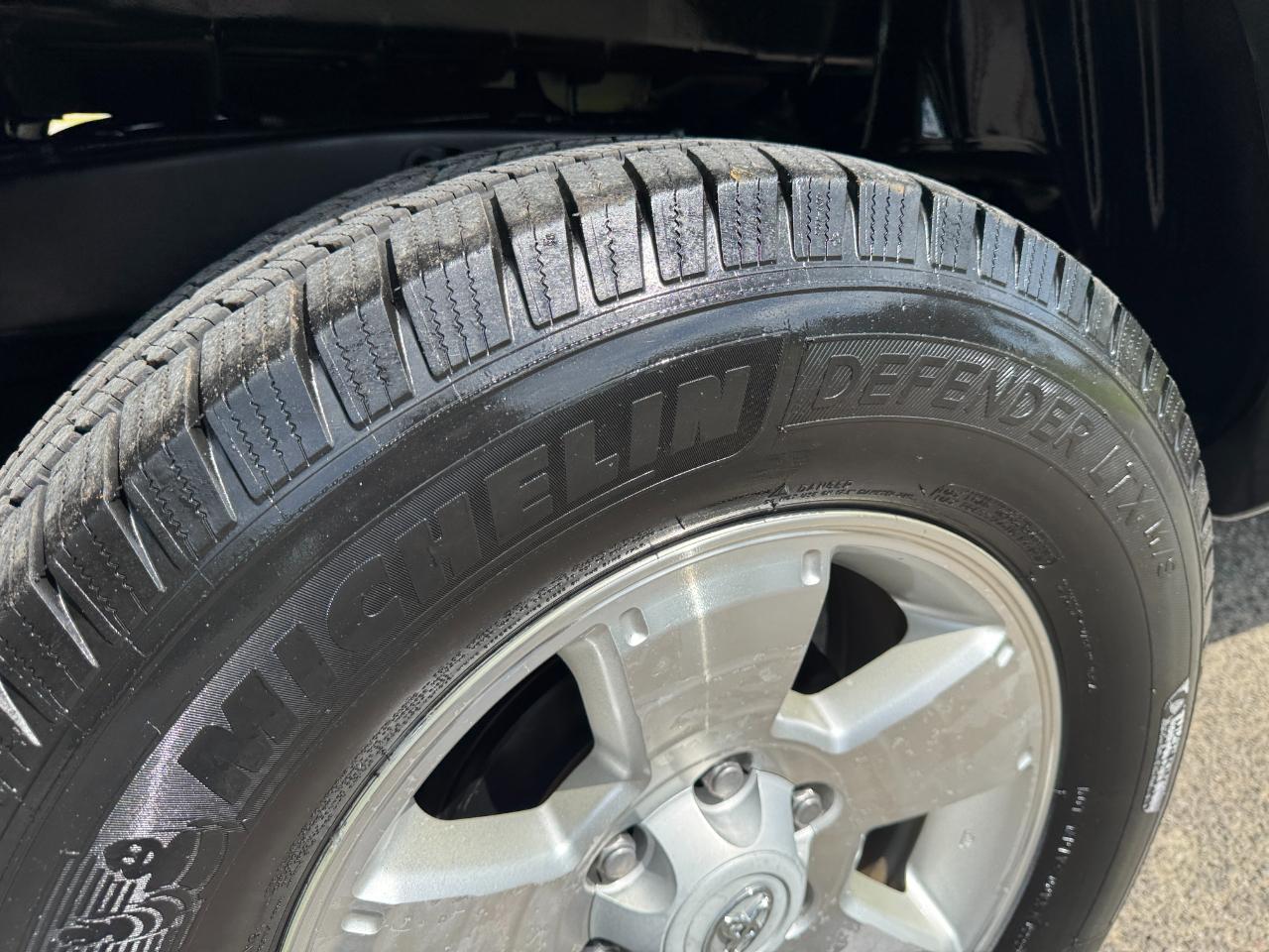 Toyota Tacoma TRD Sport Double Cab 5' Bed V6 4x4 AT (Natl) 2012