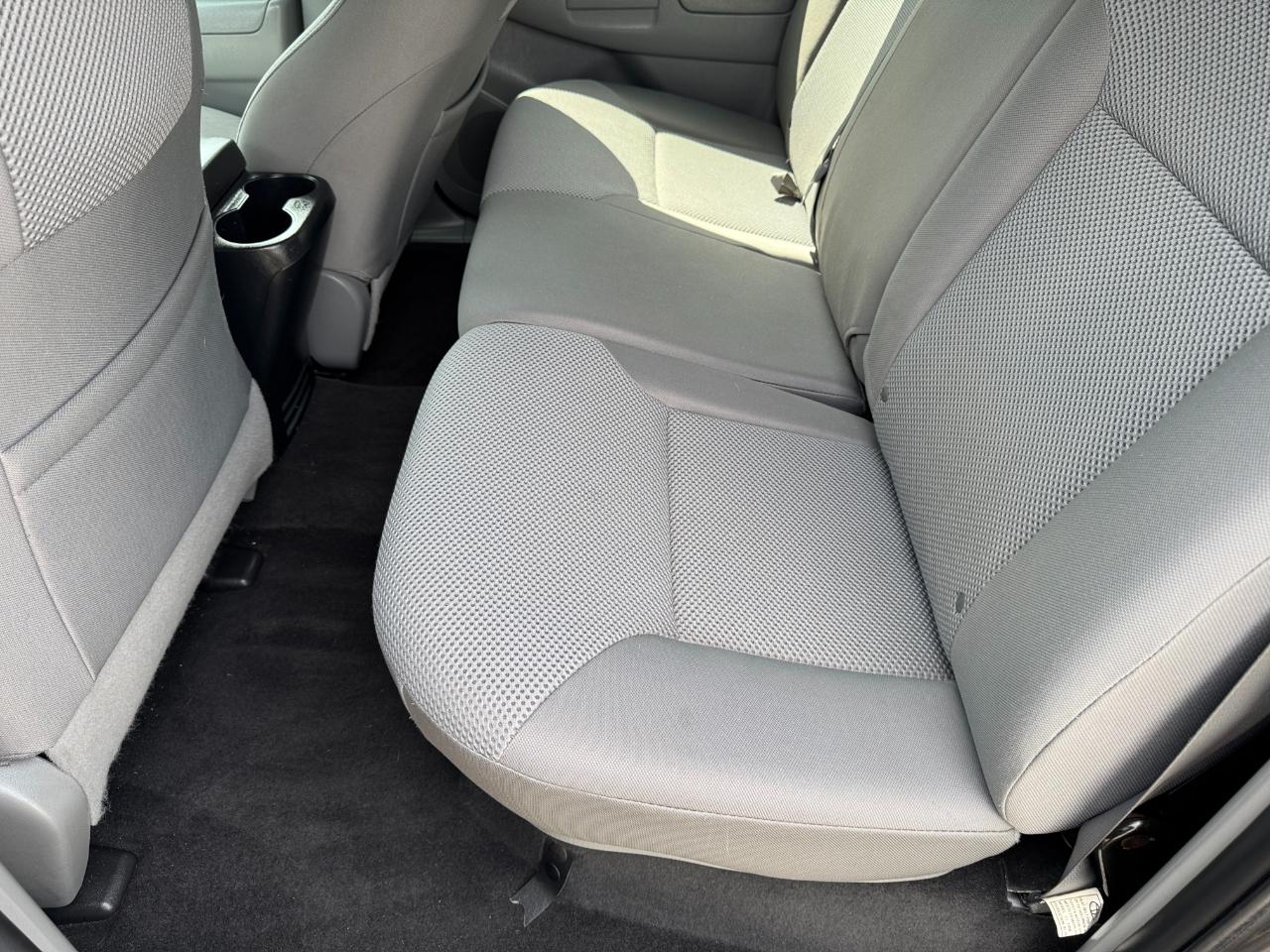 Toyota Tacoma TRD Sport Double Cab 5' Bed V6 4x4 AT (Natl) 2012