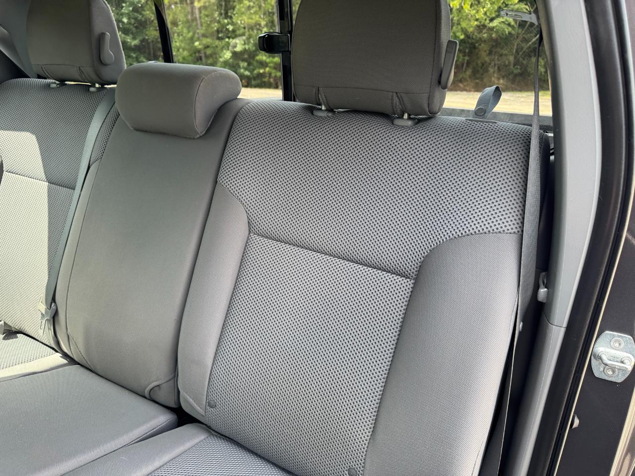 Toyota Tacoma TRD Sport Double Cab 5' Bed V6 4x4 AT (Natl) 2012