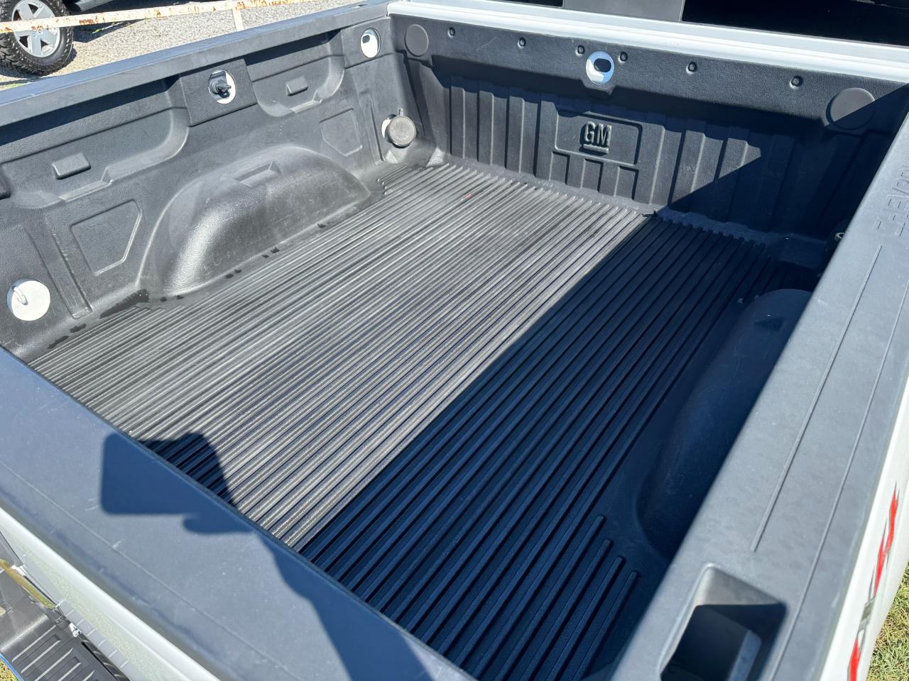 Chevrolet Silverado 1500 LTZ Crew Cab 4WD 2015
