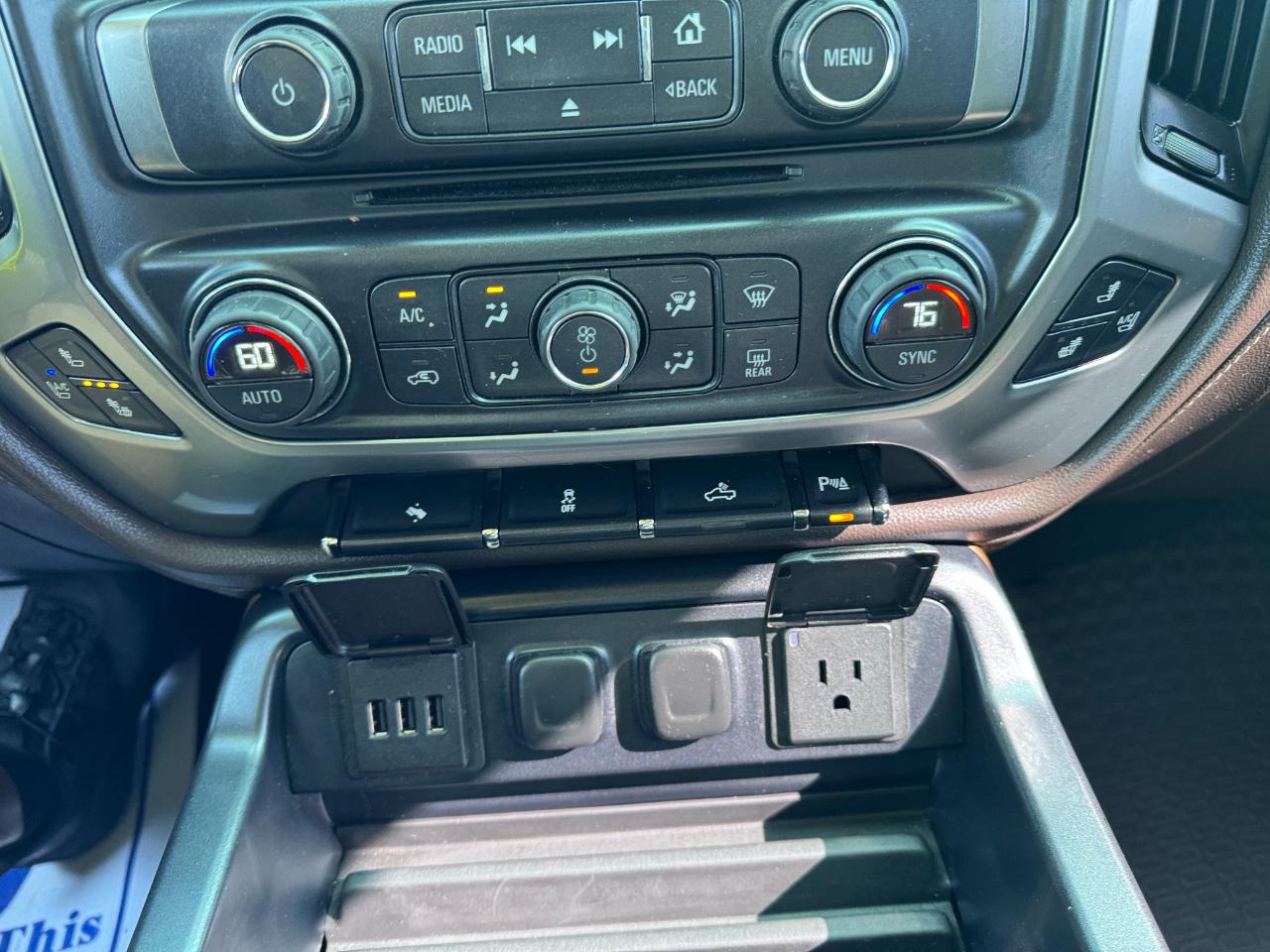 Chevrolet Silverado 1500 LTZ Crew Cab 4WD 2015