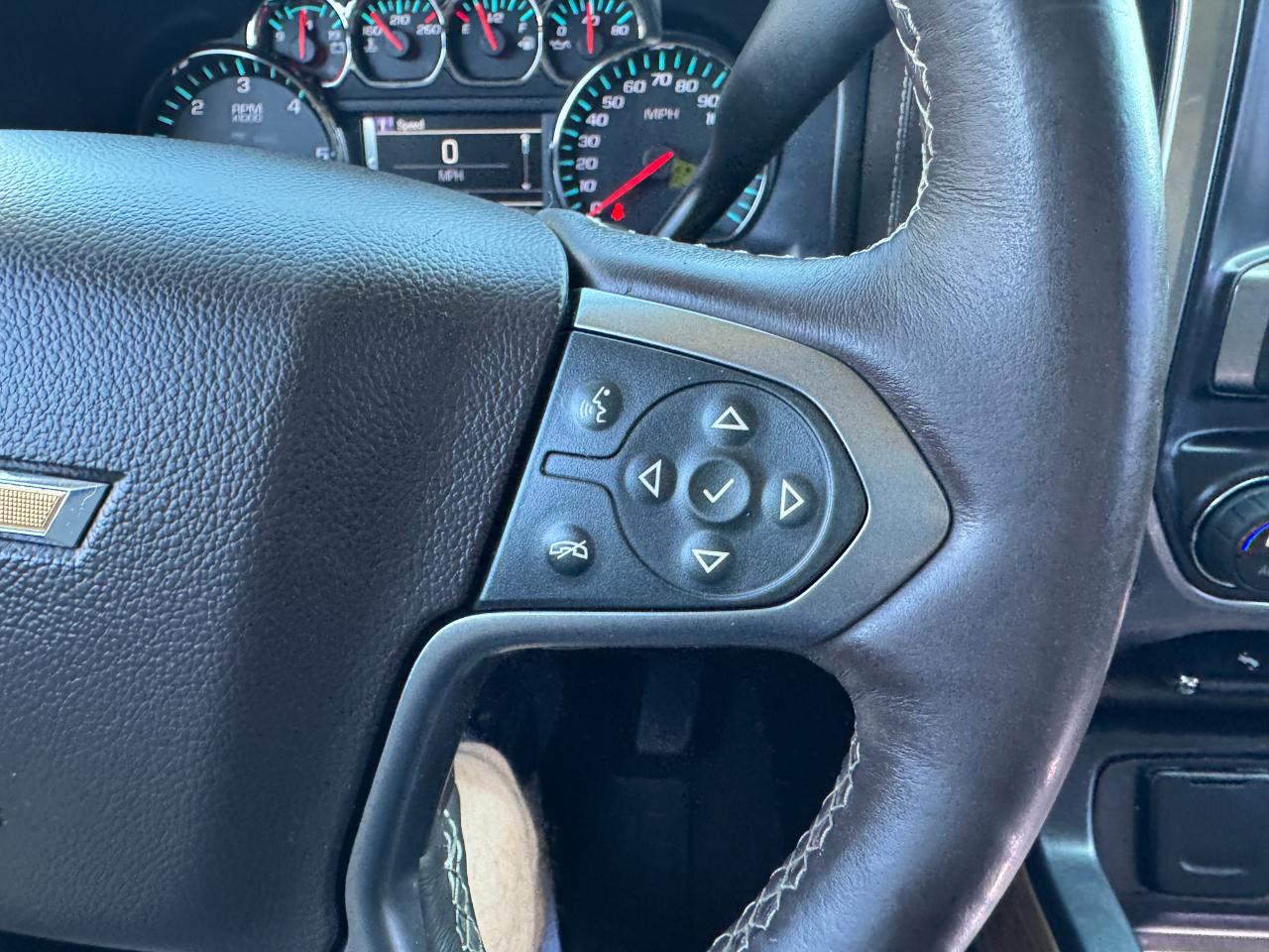 Chevrolet Silverado 1500 LTZ Crew Cab 4WD 2015