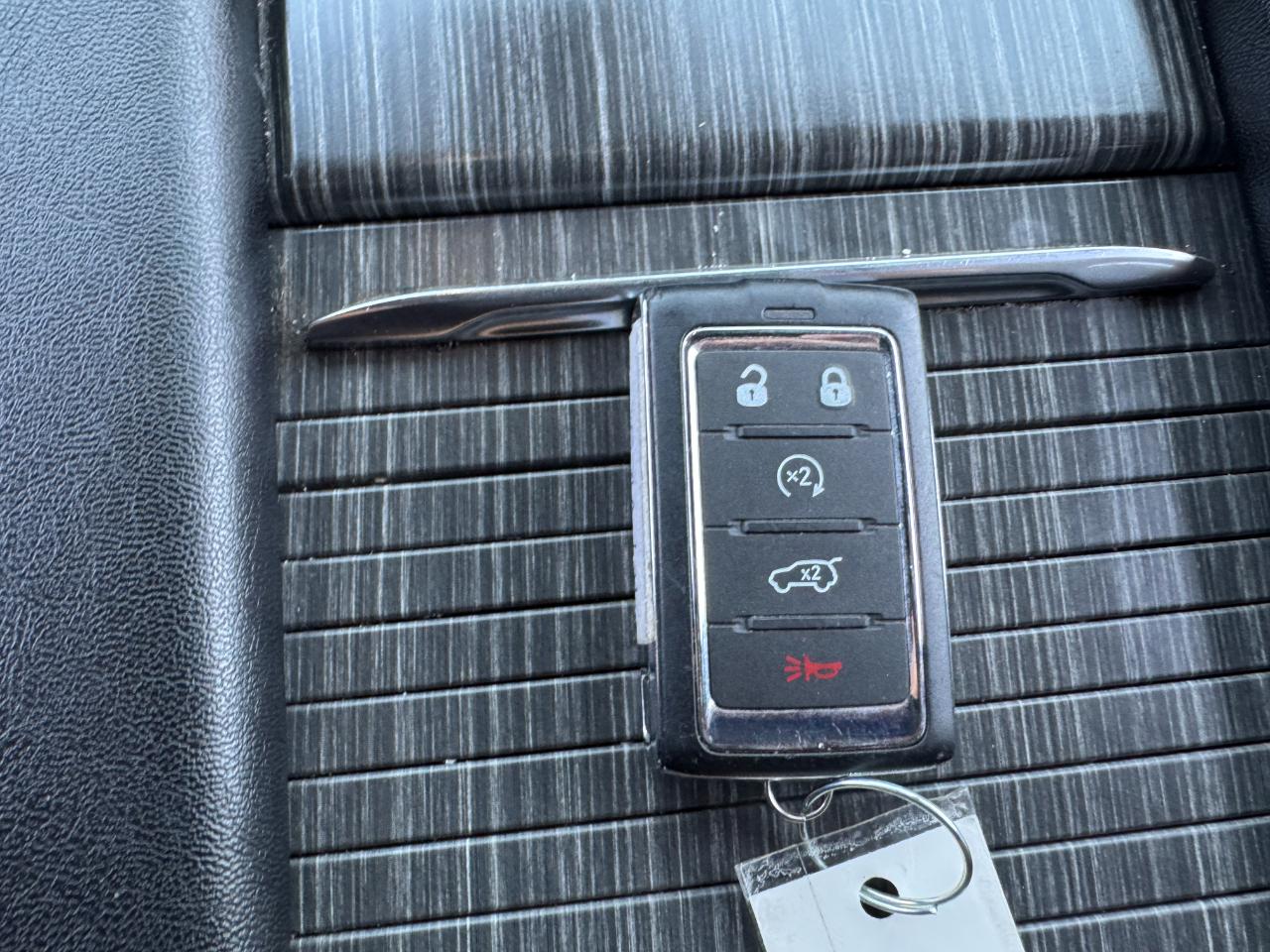 Jeep Wagoneer Series II 2024