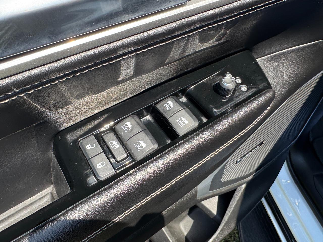 Jeep Wagoneer Series II 2024
