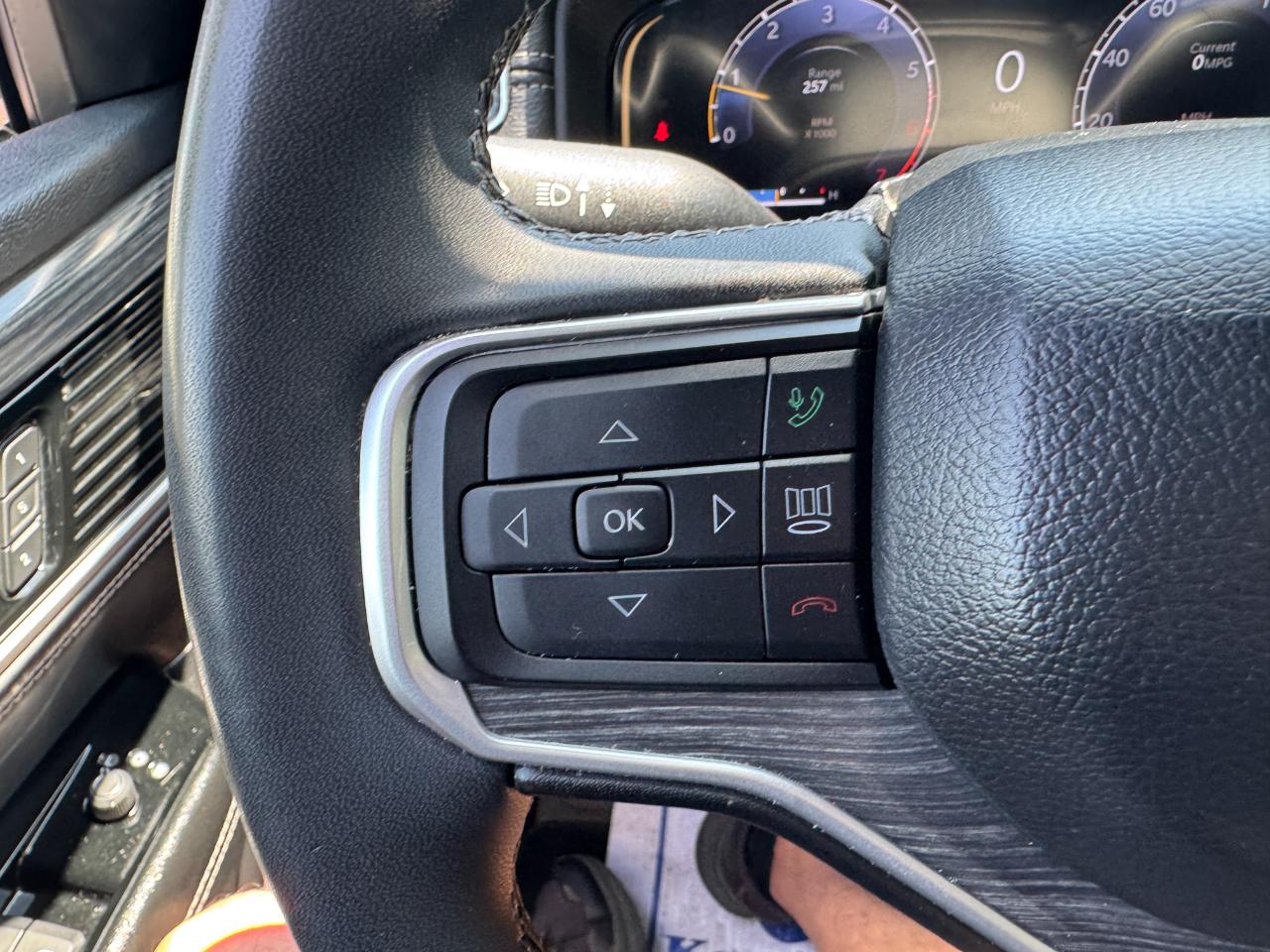 Jeep Wagoneer Series II 2024