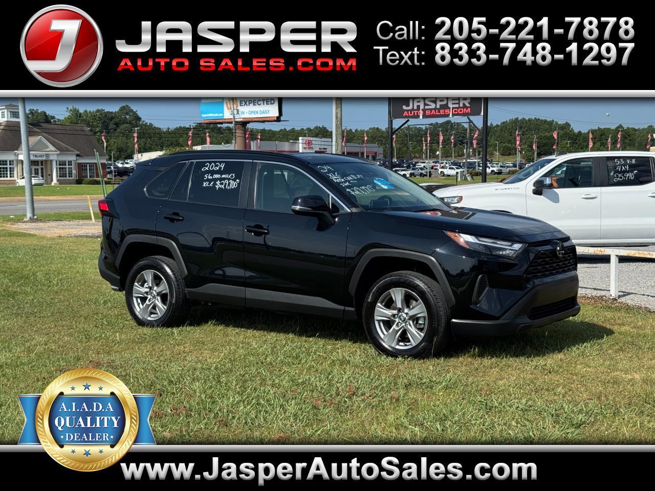 Toyota RAV4 XLE 2024