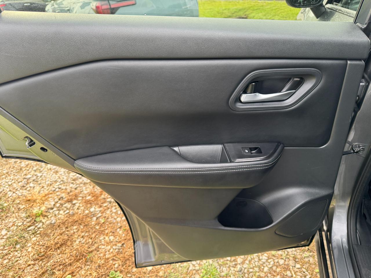 Nissan Rogue SV 2025