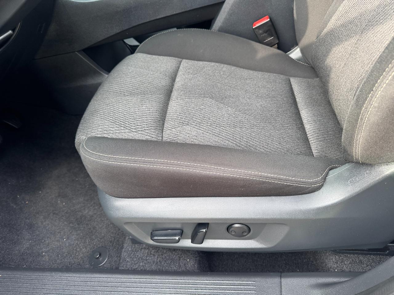 Nissan Rogue SV 2025