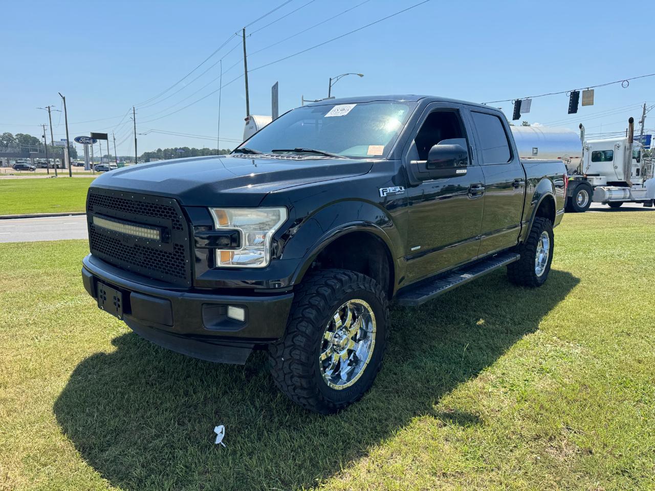 Ford F-150 Lariat SuperCrew 5.5-ft. Bed 2WD 2016