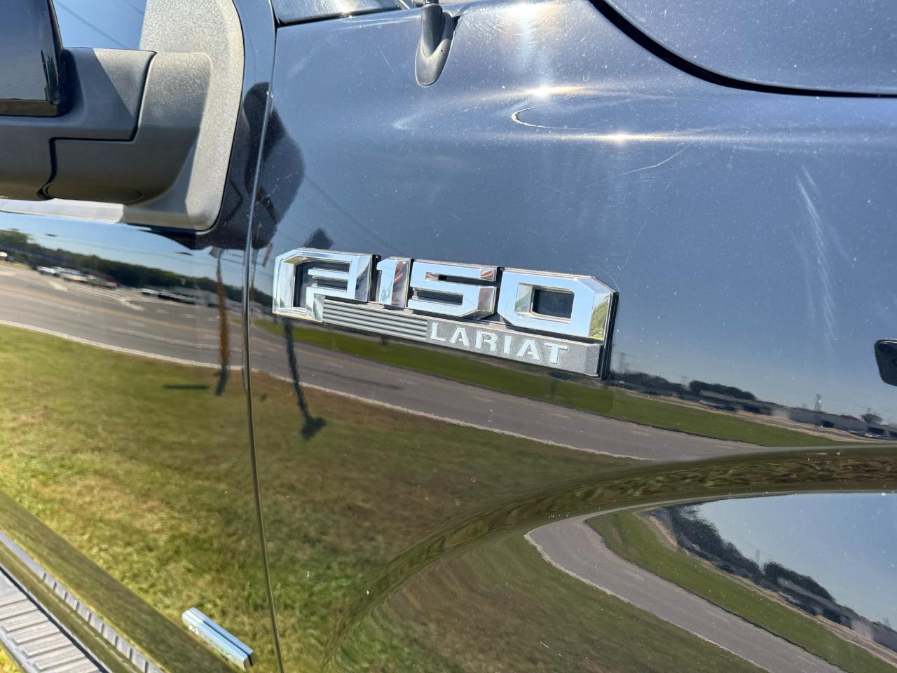 Ford F-150 Lariat SuperCrew 5.5-ft. Bed 2WD 2016
