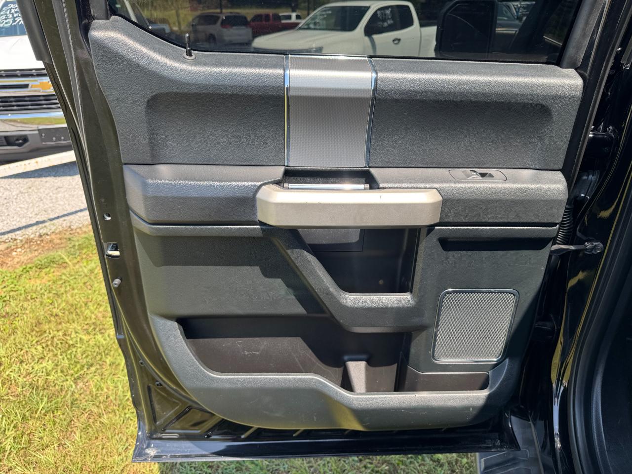 Ford F-150 Lariat SuperCrew 5.5-ft. Bed 2WD 2016