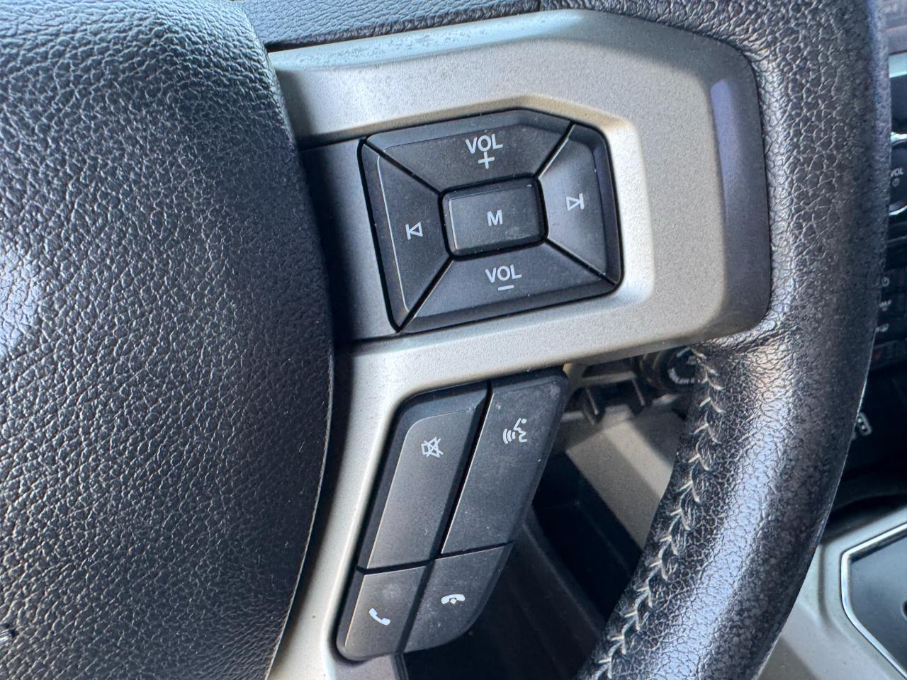 Ford F-150 Lariat SuperCrew 5.5-ft. Bed 2WD 2016