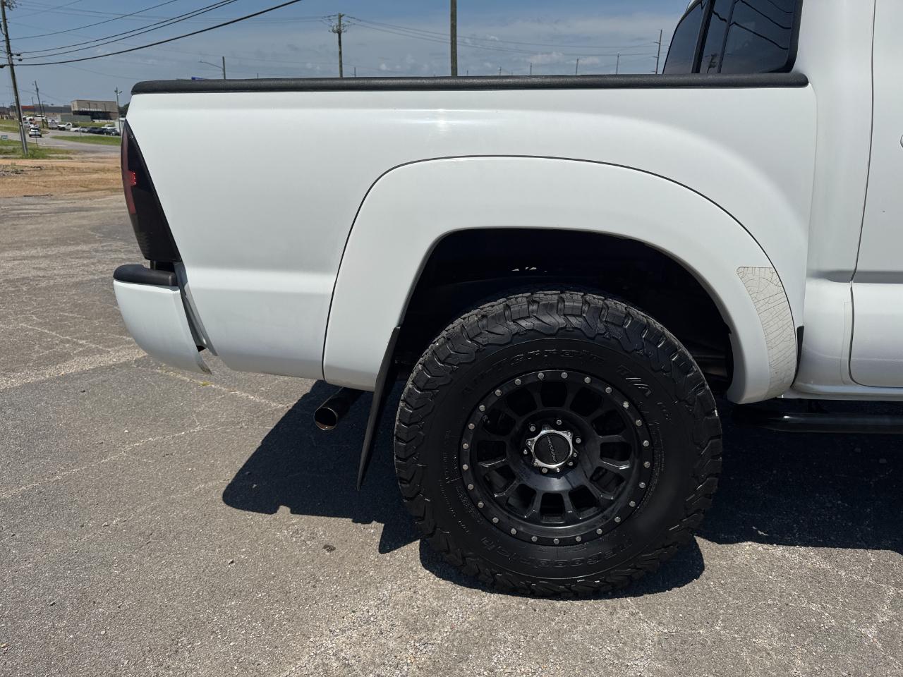 Toyota Tacoma PreRunner Double Cab V6 Auto 2WD 2012