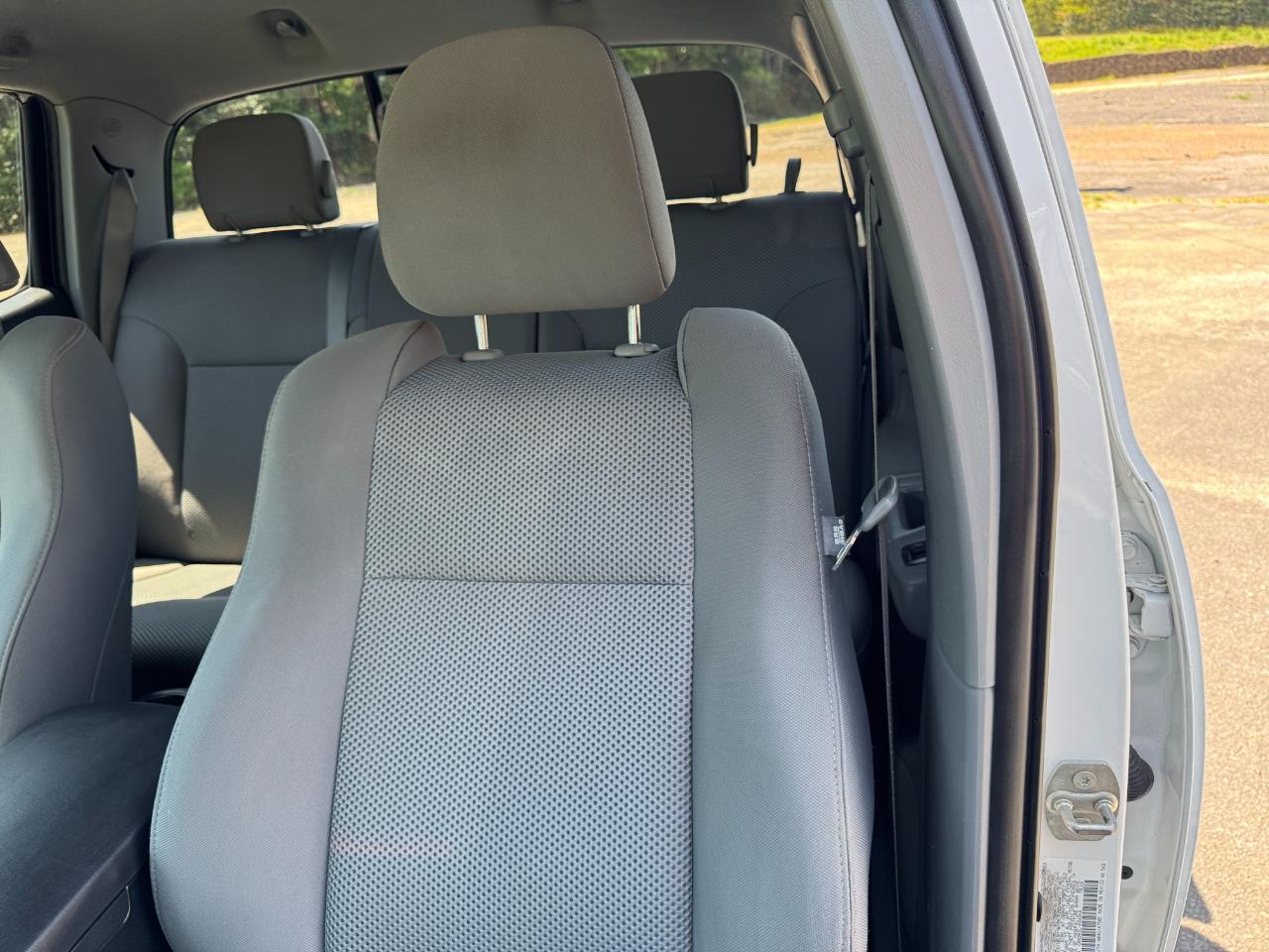 Toyota Tacoma PreRunner Double Cab V6 Auto 2WD 2012