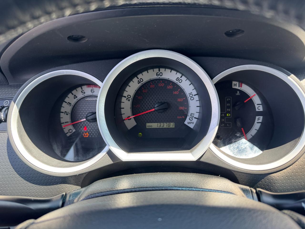 Toyota Tacoma PreRunner Double Cab V6 Auto 2WD 2012