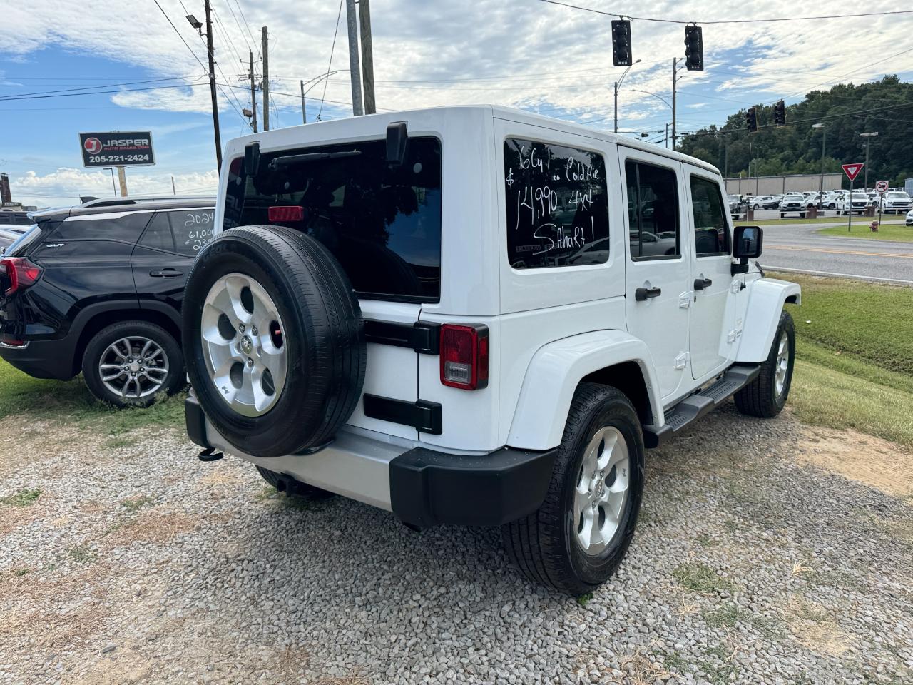 Jeep Wrangler Unlimited Sahara 4WD 2014